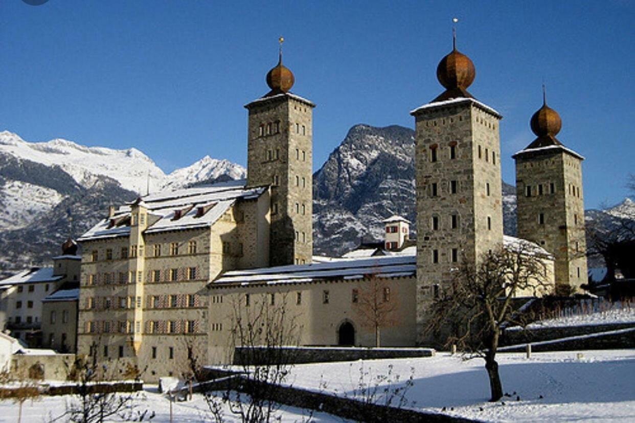Alpine City Suite ブリーク エクステリア 写真
